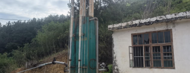 新工藝、新技術(shù)：可供幾千人使用，適合農(nóng)村飲水的凈水設(shè)備——百色雅長(zhǎng)鄉(xiāng)浸沒(méi)式一體化超濾設(shè)備安裝成功！